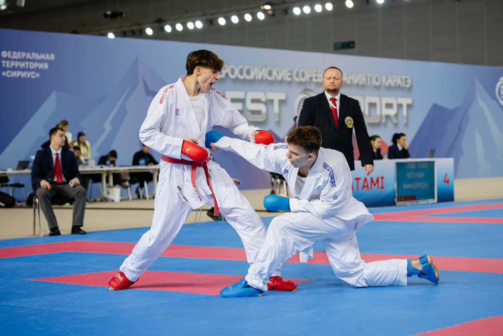 SIR_9990.jpg SIR_9990.jpg